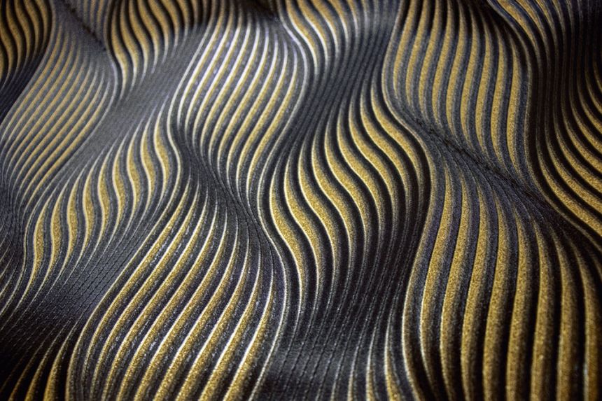 Grafische 3D-Vliestapete, schwarz-gold, 20044, New Tekko, Emiliana Parati